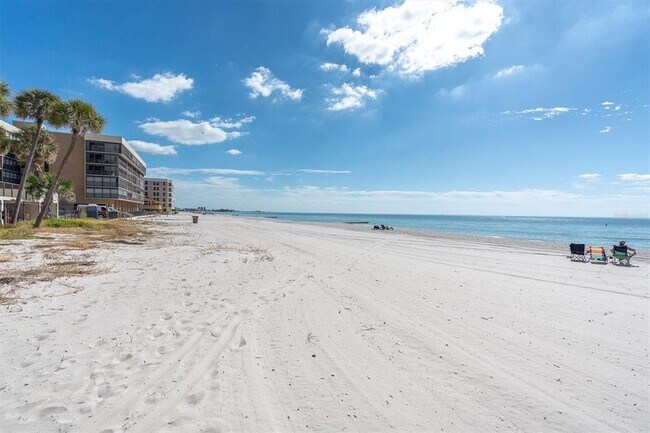 Building Photo - 14950 Gulf Blvd