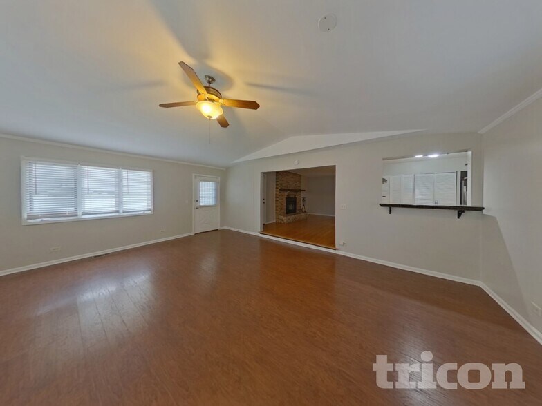 Building Photo - 1235 Casa Solana Dr