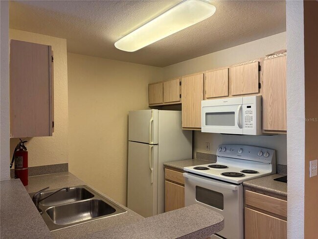 Building Photo - 7411 Vista Way