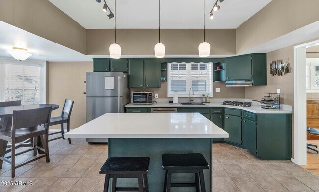 Building Photo - 60 E Hoover Ave