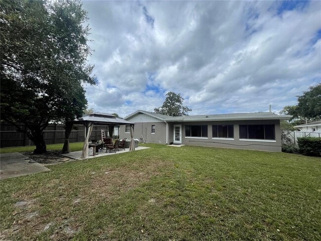 Building Photo - 1120 Hunter Ave