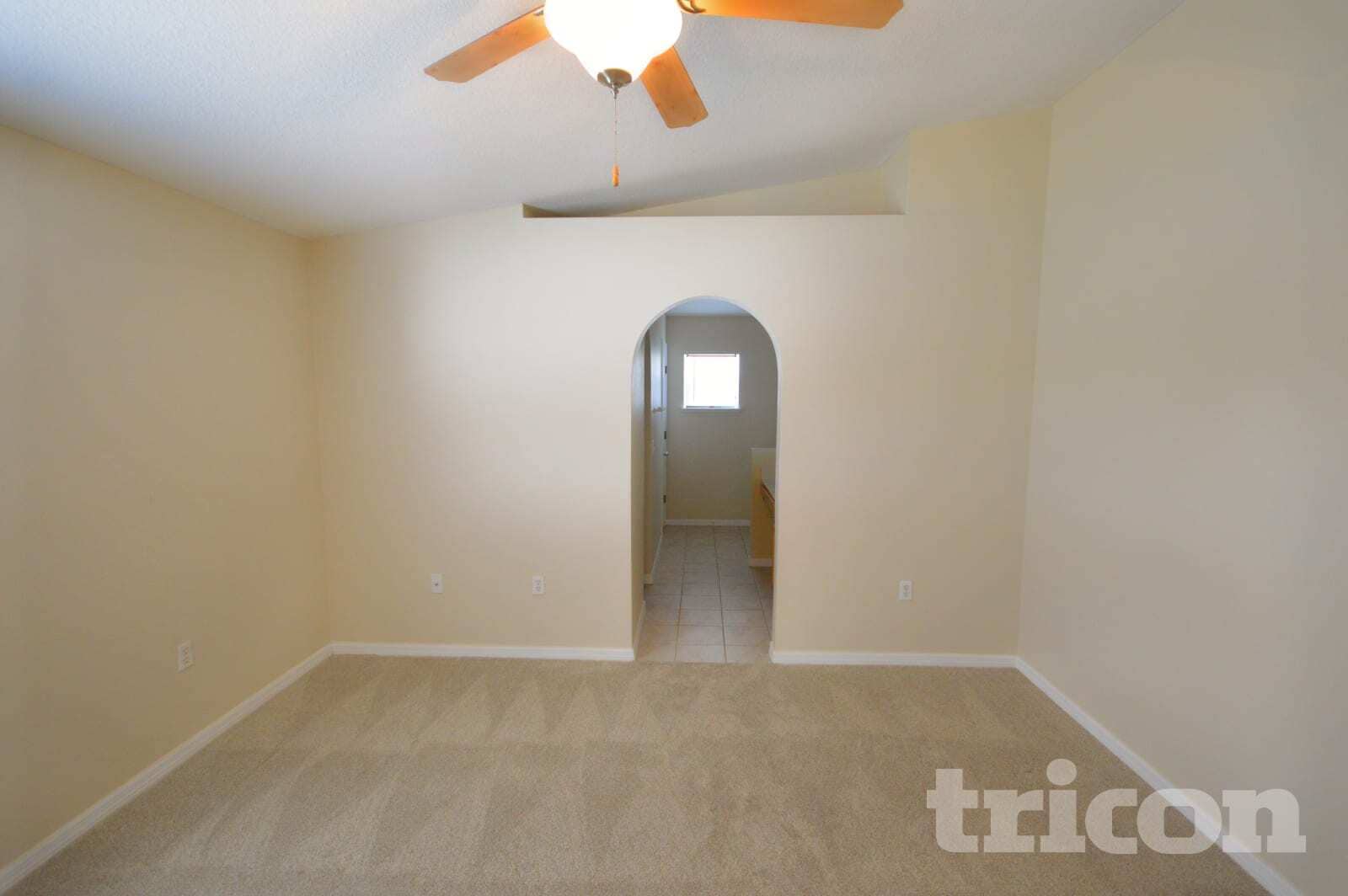 Building Photo - 10917 Banyan Wood Way