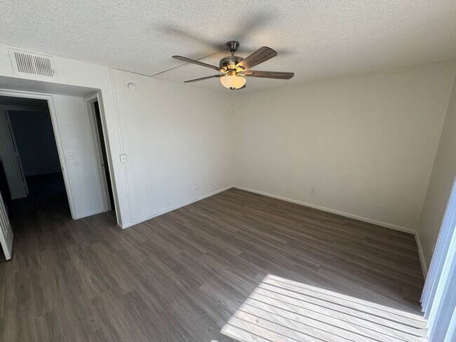 Building Photo - 18239 N 40th St