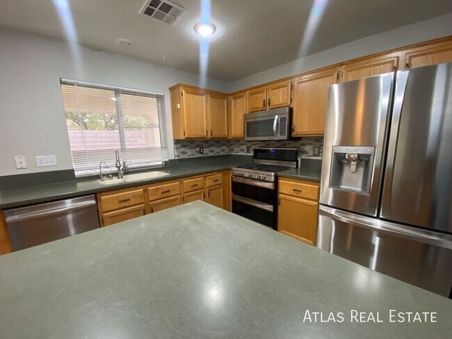 Building Photo - 6246 Apple Orchard Dr