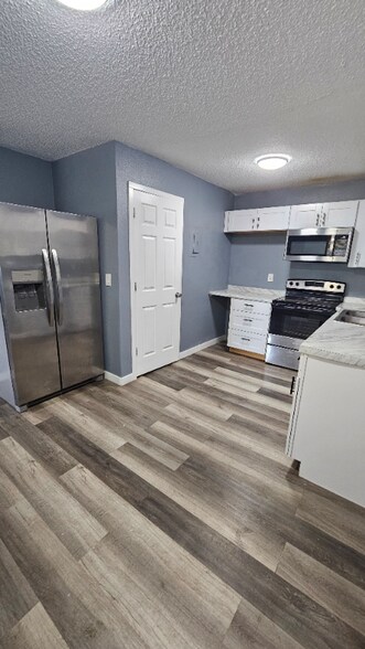 Building Photo - 903 Boggs Pl