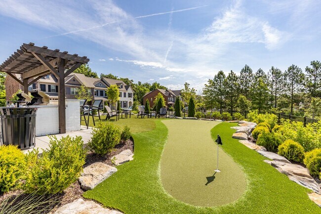 Building Photo - Stunning Condo with Garage space