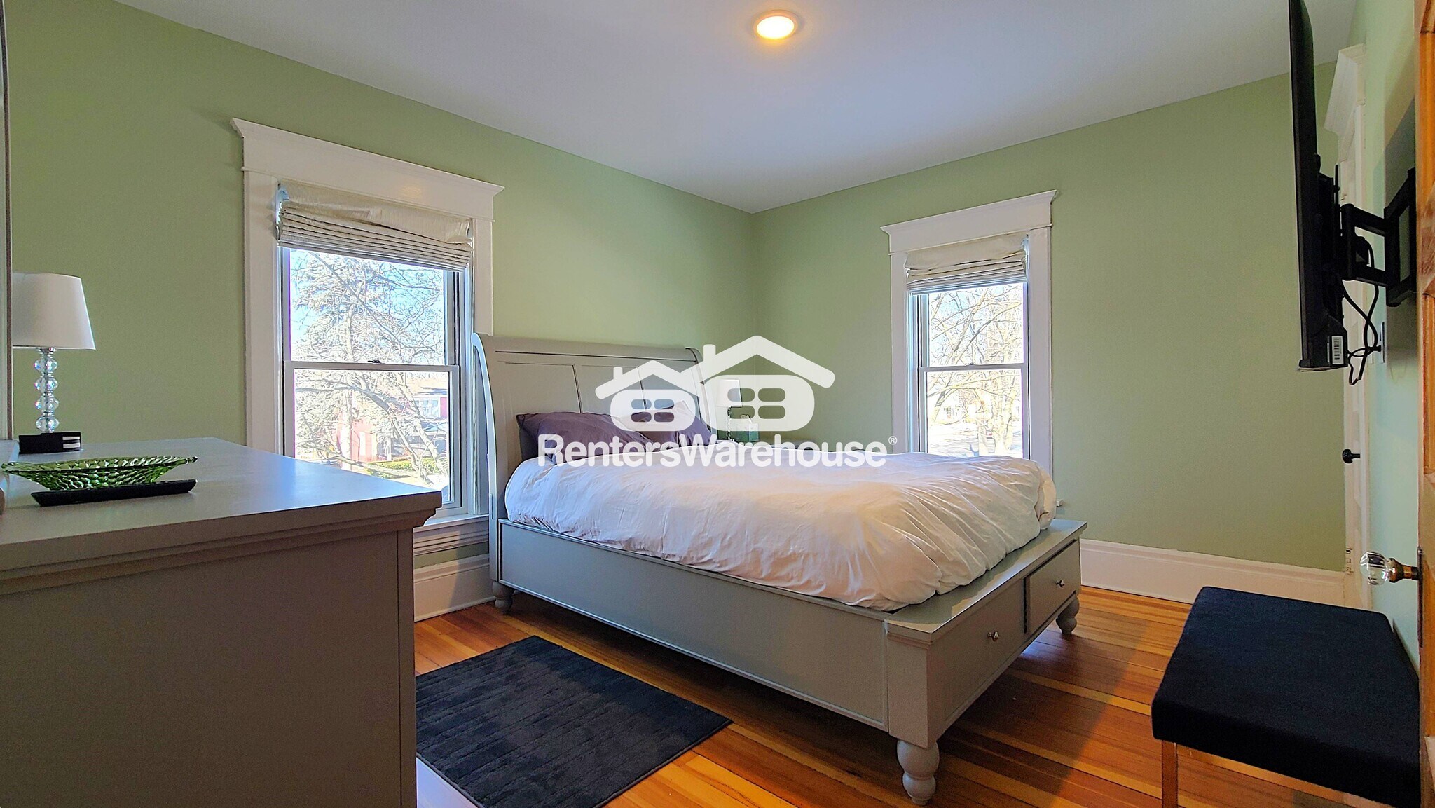 Building Photo - 1026 3rd St