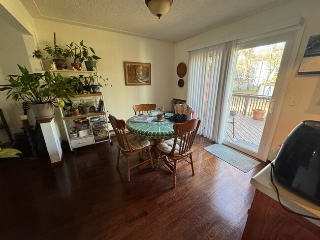 Building Photo - 9730 Pleasant Ave S