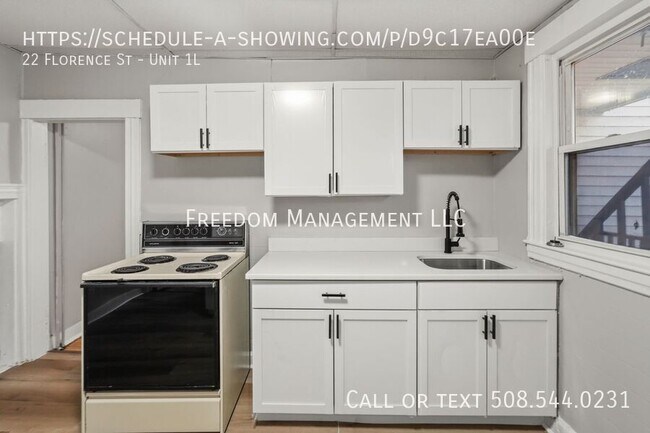 Building Photo - 22 Florence St