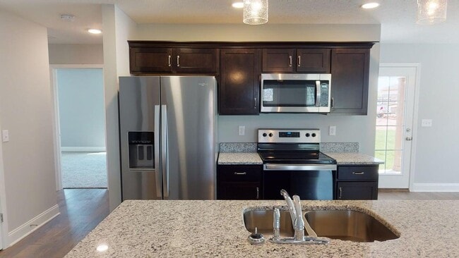 Building Photo - For Lease Beautiful 3 Bedroom, 2 Bath Home in Spring Lakes Subdivision.