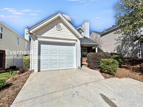 Building Photo - 3-Bedroom Home with Garage / Pet-Friendly ...