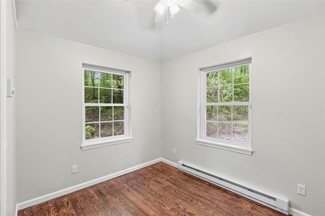 Building Photo - 333 Wixon Pond Rd