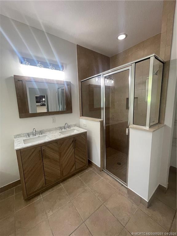 Building Photo - 480 NW Windflower Terrace