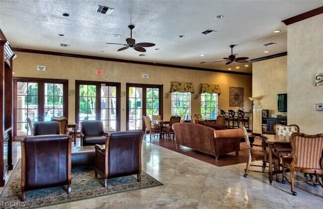 Building Photo - 8500 Violeta St