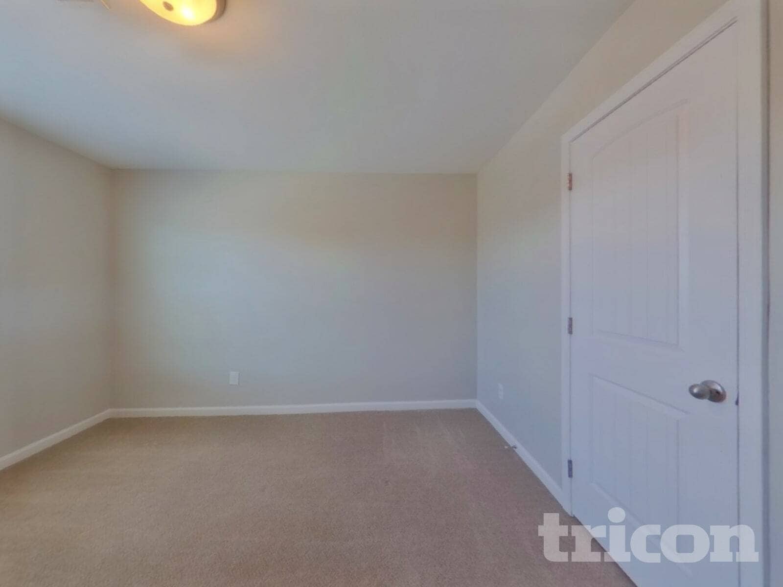 Building Photo - 920 Beverly Ct