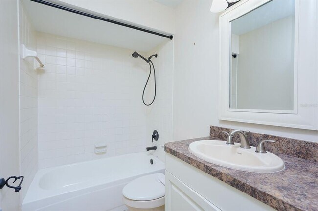 Building Photo - 3614 Pine Knot Dr