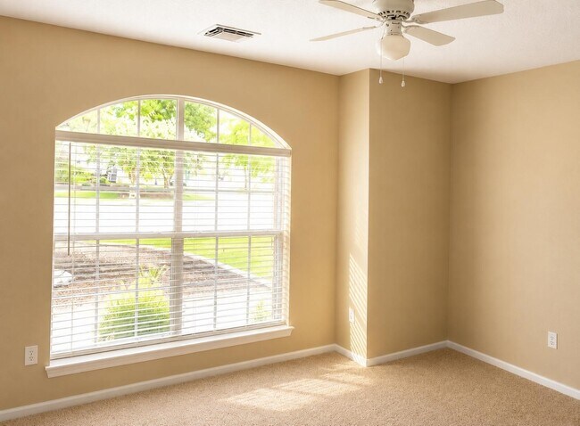 Building Photo - 155 S Delta Mill Cir