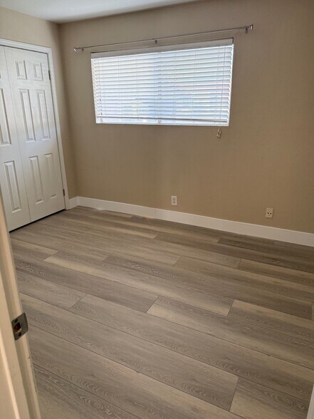 Bedroom 2 - 1250 E Shaw Ave