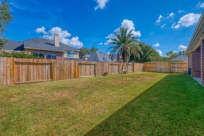 Building Photo - 25510 Autumnwind Ct