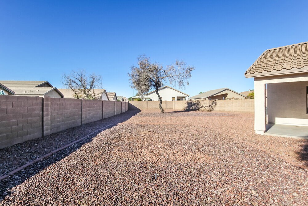 Building Photo - 15821 W Tara Ln