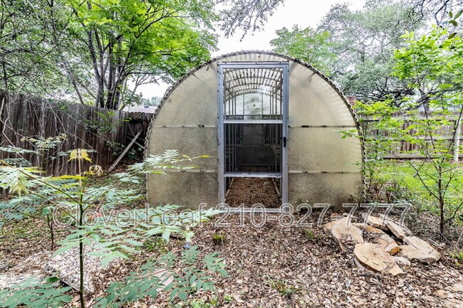 Building Photo - 2239 Rippling Rill St