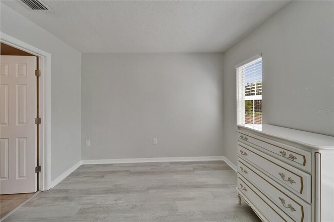 Building Photo - 10840 Lake St Charles Blvd