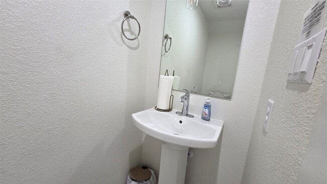 Building Photo - 8113 Miley St