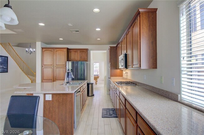Building Photo - 8925 Monte Oro Dr