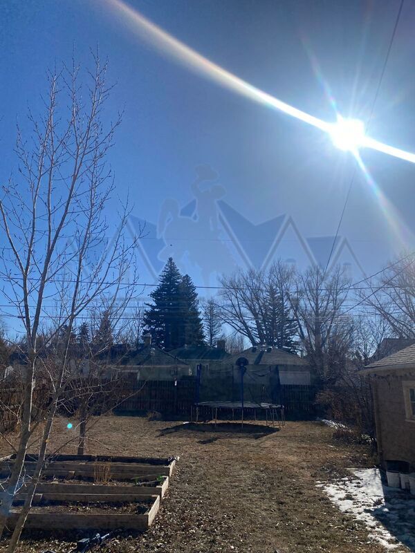 Building Photo - 911 S 9th St