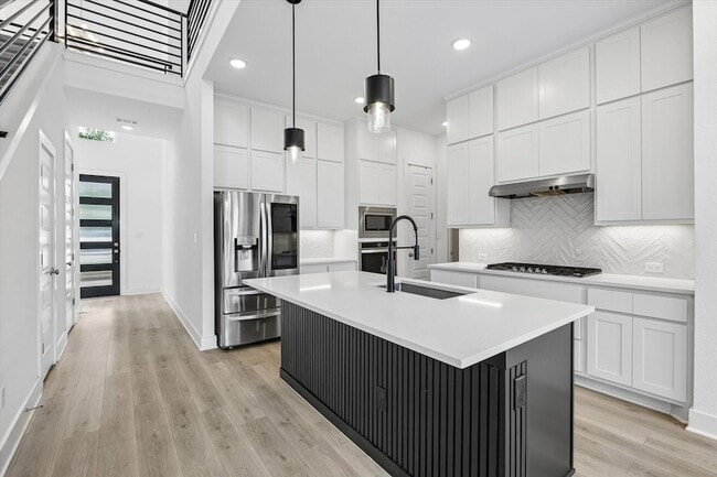 Building Photo - 1336 Kneehigh Ln