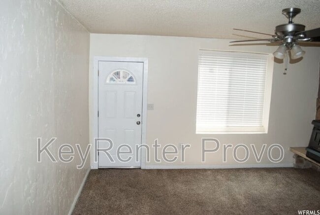 Building Photo - 790 W 500 S