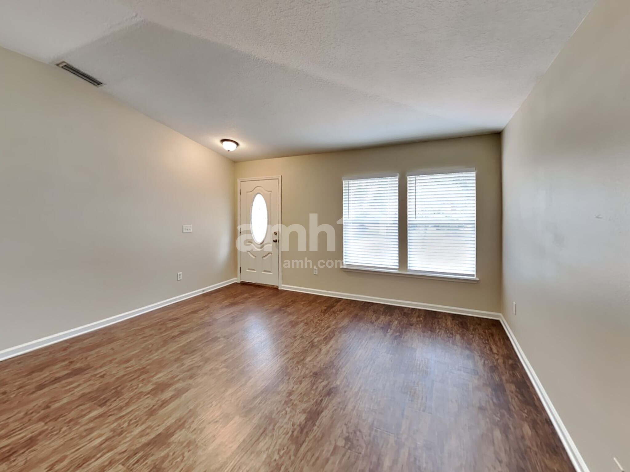 Building Photo - 86718 Cartesian Pointe Dr