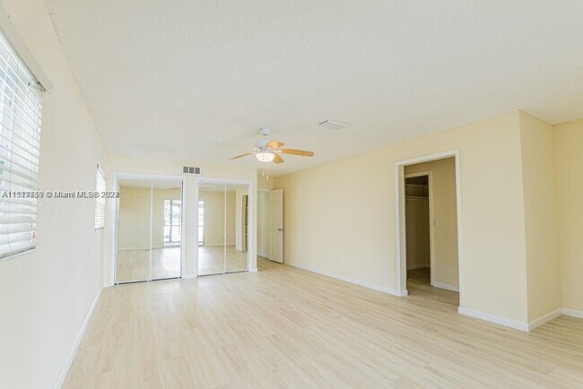 Building Photo - 9440 NW 23rd St