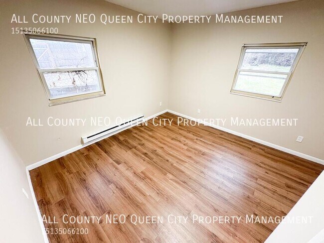 Building Photo - 2440 Ulrich Ave