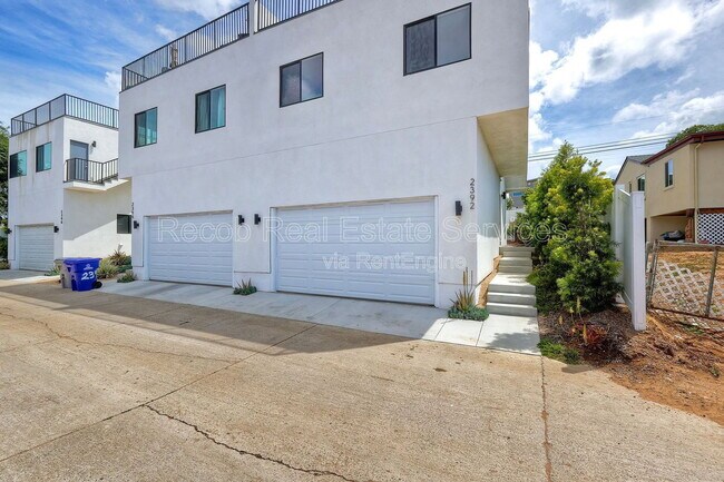 Building Photo - 2394 W Jewett St