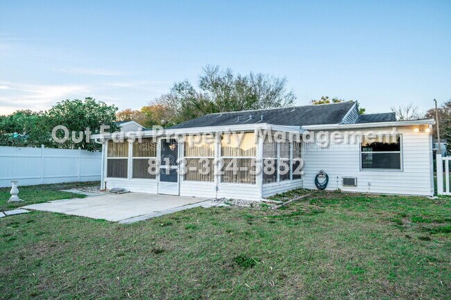 Building Photo - 2764 Kavalier Dr