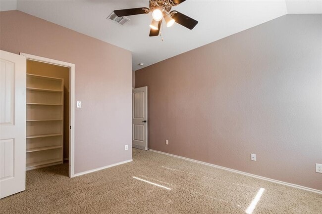 Building Photo - 19701 Drifting Meadows Dr