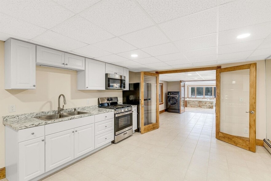 Building Photo - 19 Quimby