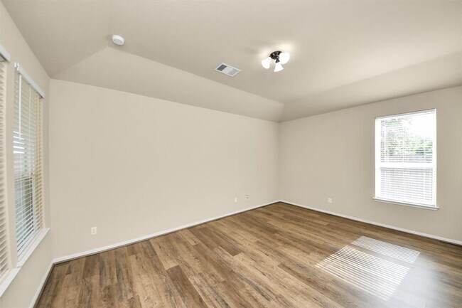 Building Photo - 18611 Tanglerose Ct