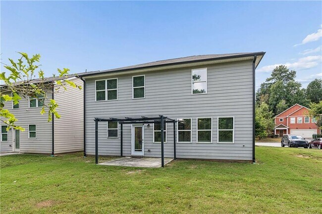Building Photo - 430 Burgundy Terrace SE