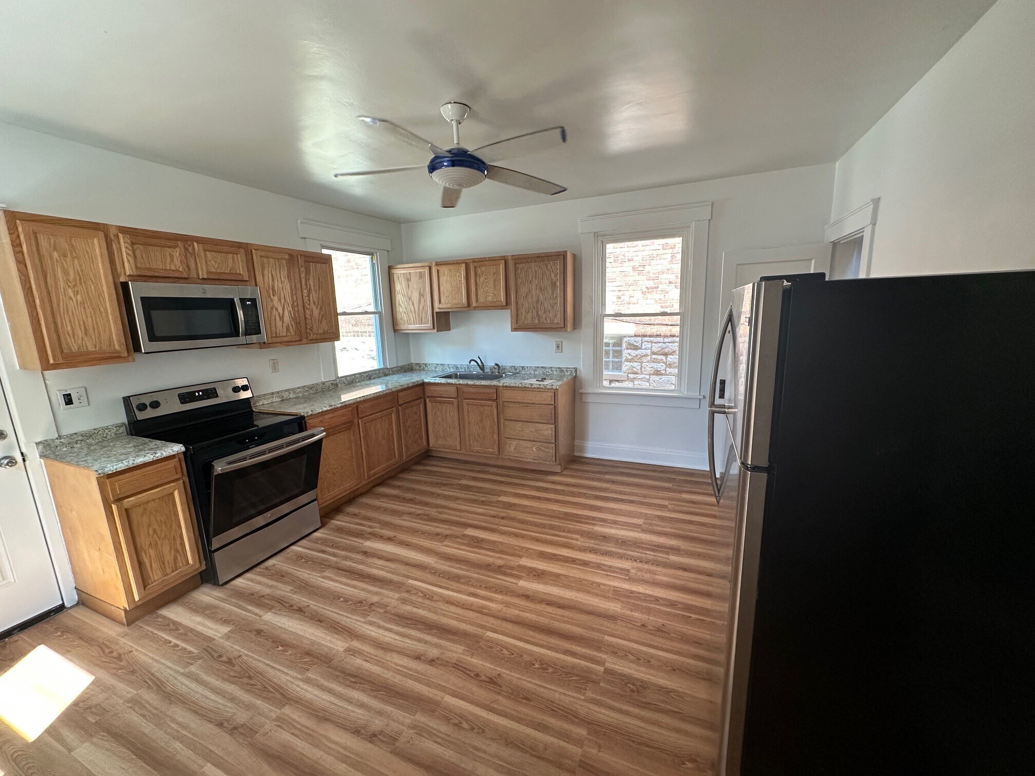Kitchen 1 - 318 Emming St