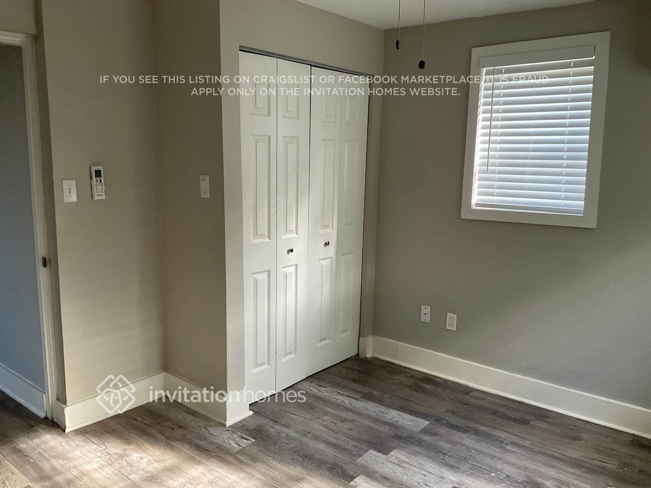 Building Photo - 450 Iris Rd