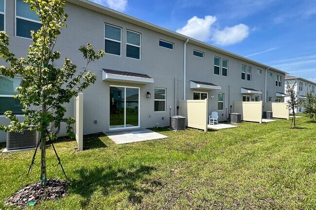 Building Photo - 2607 Skyline Lp