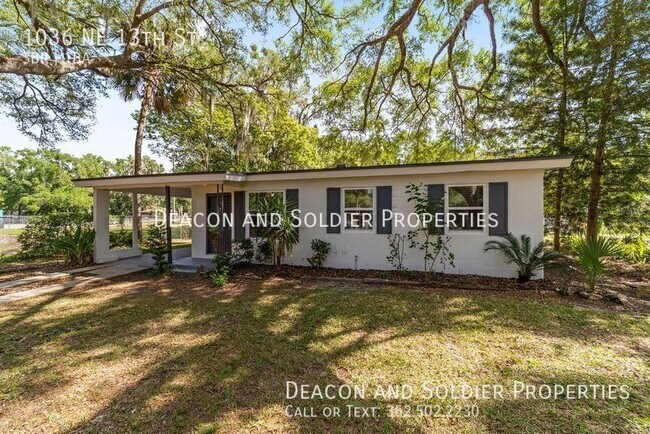 Building Photo - 1036 NE 13th St