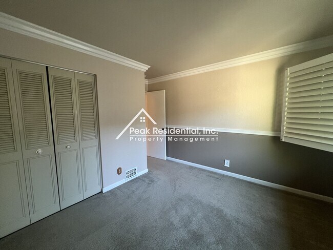 Building Photo - 2bd/1ba Condo with 1 Car Garage- Minutes From ARC!