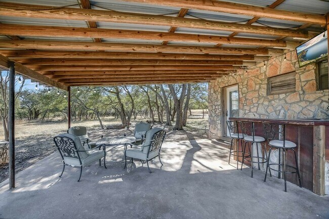 Building Photo - 441 Leaning Oak Trail