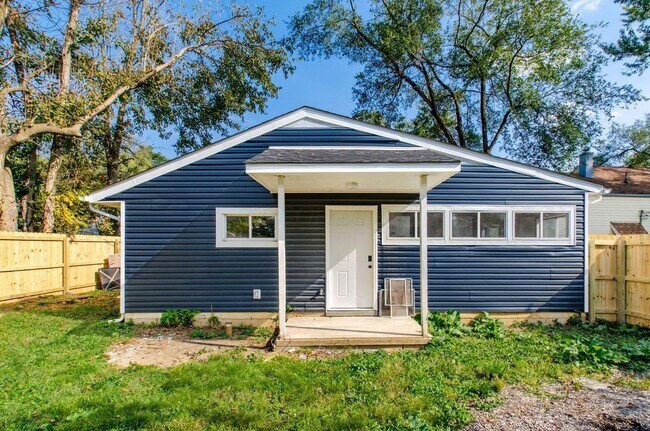 Building Photo - 2263 Dawnlight Ave