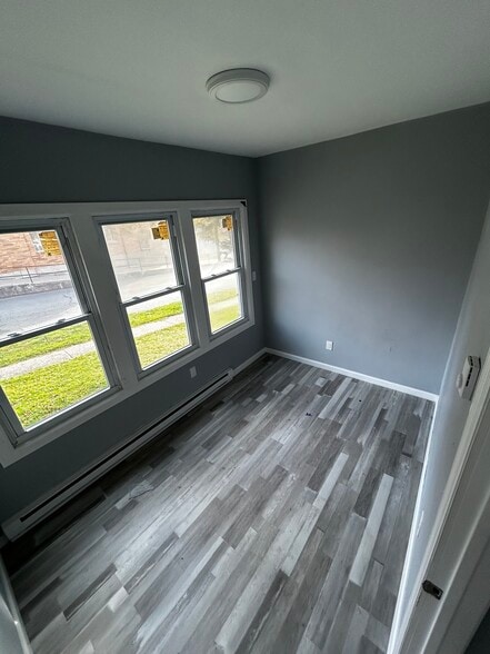 Building Photo - 19 Landfield Ave