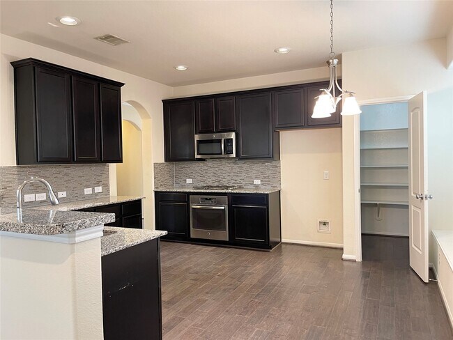 Building Photo - 3010 Overbrook Meadow Ln