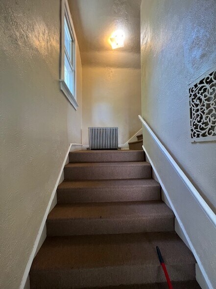 Building Photo - 143 Washington St